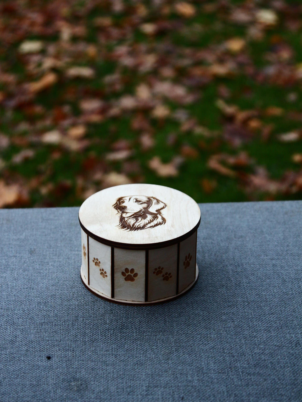Round Custom Pet Urn Box